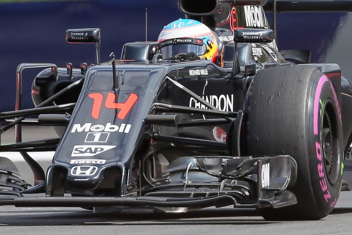 F1: Az eső a McLaren egyetlen reménye