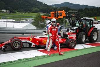 F1: Kijárna a győzelem a nyeretlen Ferrarinak