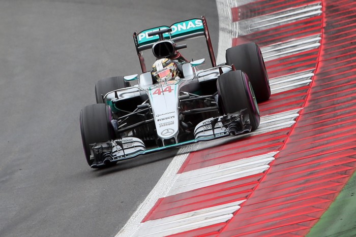 F1: Hamilton nem kér a csapatutasításokból 2 | Vezess auszt_fut_07