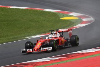 Vettel: Alulteljesítettem az időmérőn