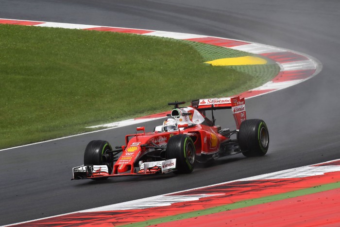 F1: Hamilton nyerte az őrült időmérőt 4 | Vezess auszt_kval_01