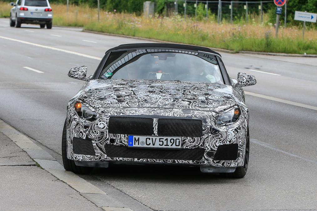 Ismét vászontetős lesz a BMW roadstere 1