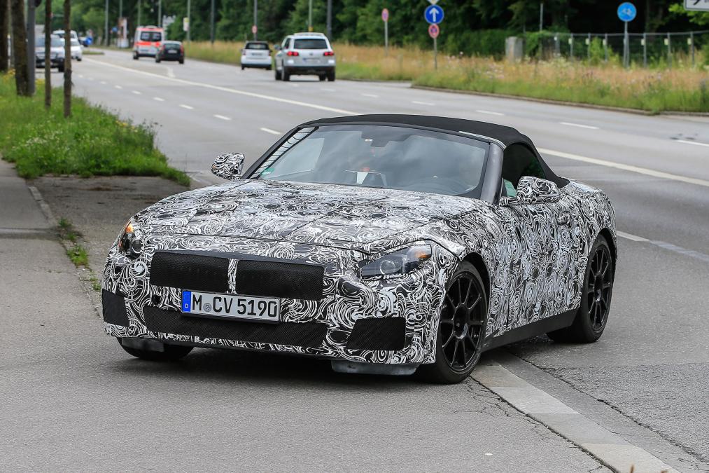 Ismét vászontetős lesz a BMW roadstere 4