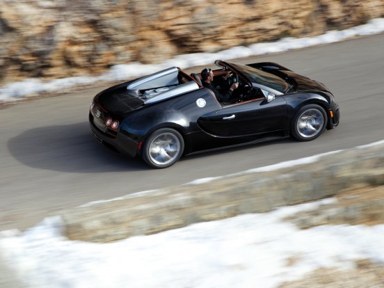 Bugatti-Veyron_Grand_Sport_Vitesse-2012-1600-1d
