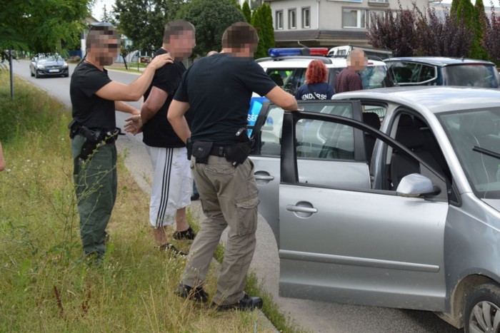 Videón a pelenkás banda vezérének elfogása 1 bűnözőJÓ1-police