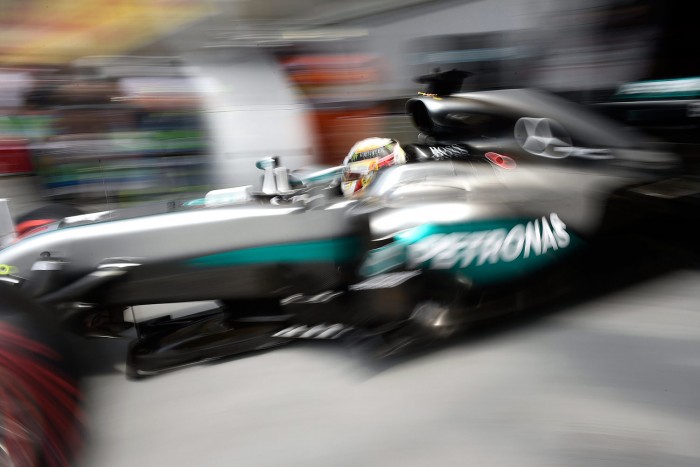 Hamilton nem csalódott, hogy Rosbergé a pole