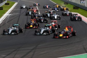 F1: Kaotikus rajtok jöhetnek