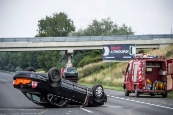 Fotókon az M1-esen történt halálos baleset
