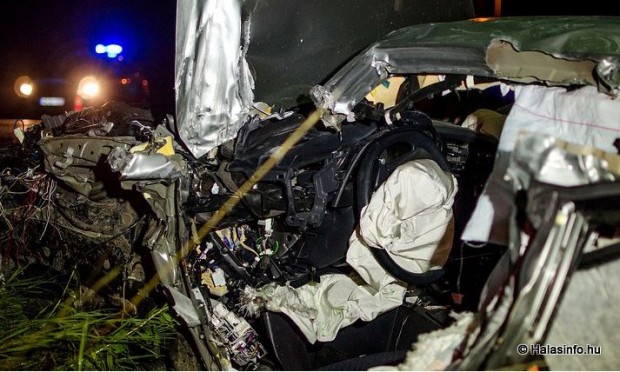 Megrázó képek a soltvadkerti balesetről 1 | Vezess halas2