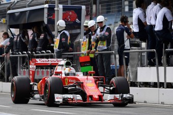 F1: A Ferrari nem adja meg magát a Red Bullnak