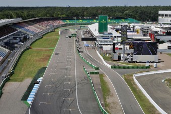 F1: Rosberg harmadszor is verte Hamiltont