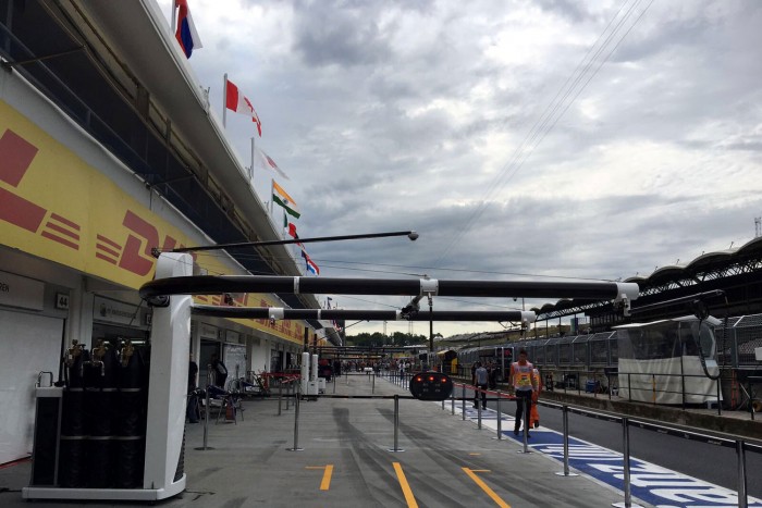 F1: Lenyűgöző képek a színfalak mögül