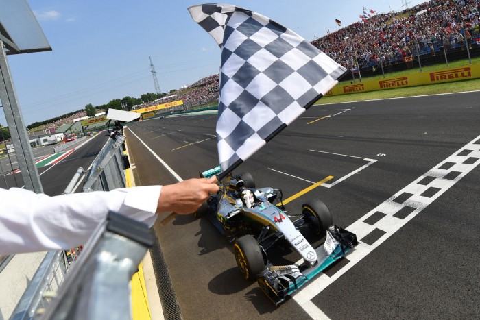 F1: Rekorddal nyerte Hamilton a Magyar Nagydíjat 10 | Vezess hun_f1_futl_17