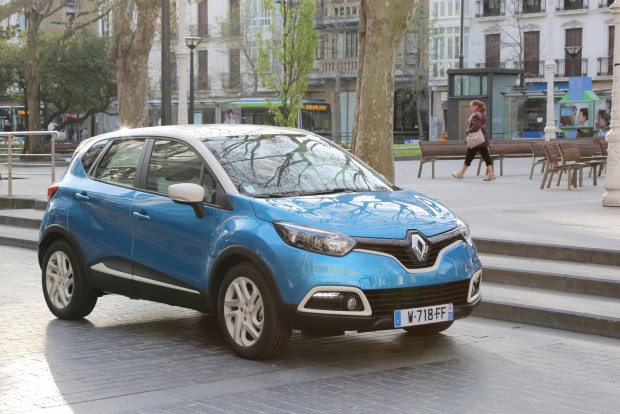 Veszít a VW, jól megy az új Astra 1 Kategóriájában a Captur a legnépszerűbb kis crossover. Majdnem 120 ezer elkelt belőle hat hónap alatt