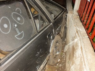 Részegen vitte el az autót, majd összetörte