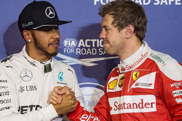 F1: Kimi után Hamiltont akarja a Ferrari?