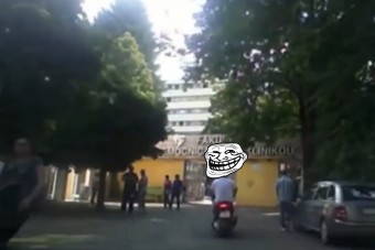 Csúnyán átverte a rendőröket egy motoros