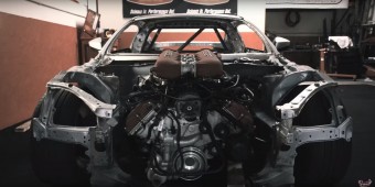 Toyotába töltött Ferrarit készítenek