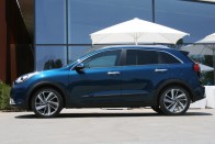 Kia Niro – Hibrid, nagyon másképp 24