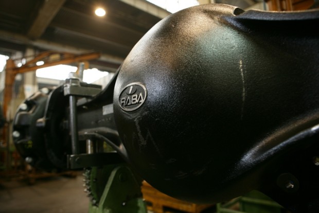 Japán multival fűzi szorosabbra a viszonyt a Rába