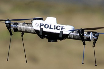 Már drónokkal is harcolnának a gyorshajtók ellen