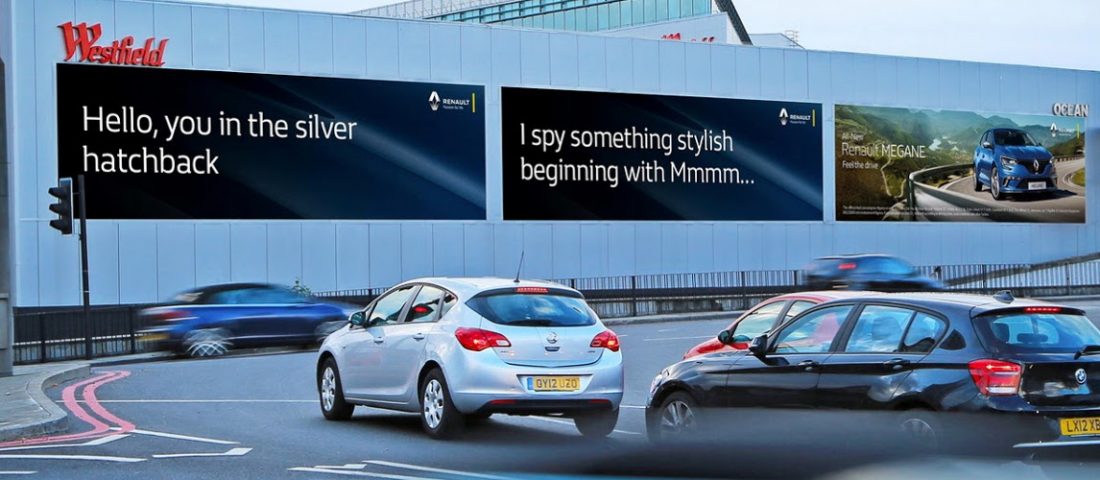 Jönnek az autófelismerő reklámtáblák