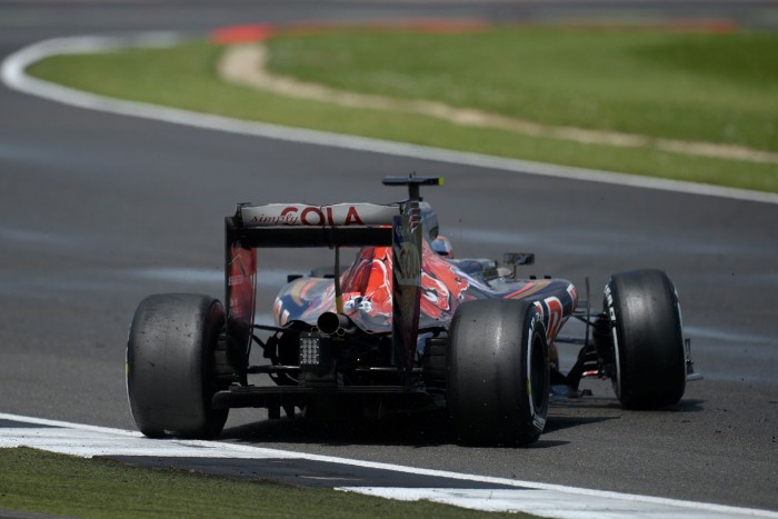 F1: Hamilton lazán nyert, de függőben a végeredmény 5 | Vezess silverstone_fut_14