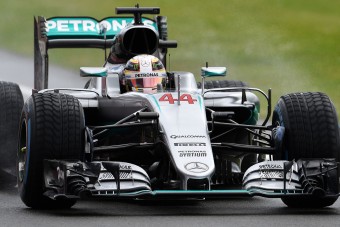 F1: Ilyen egy hülye verseny a Merci-főnökök között