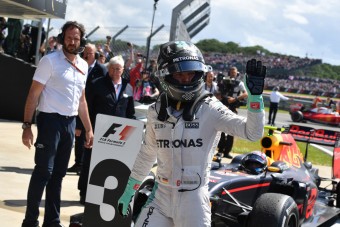 F1: Büntetés, Rosberget hátrasorolták