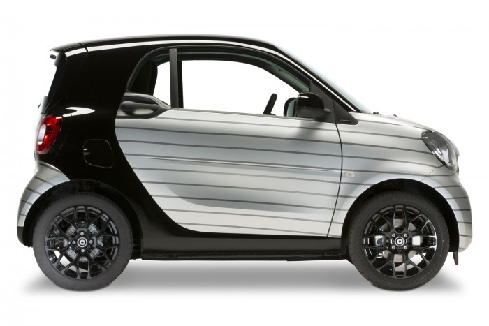 smart_fortwo_pinstripe_by_garage_italia_customs_2