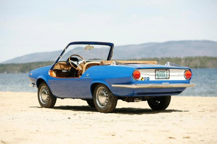 Giovanni Michelotti a FIAT 850-es alapjaira álmodhatta meg a strandautót