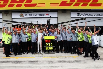 F1: Csoda a sereghajtónál