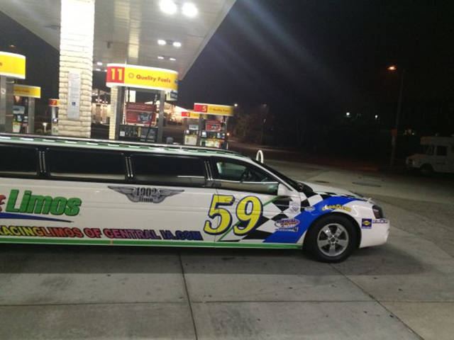 weirdly_customized_cars_640_04