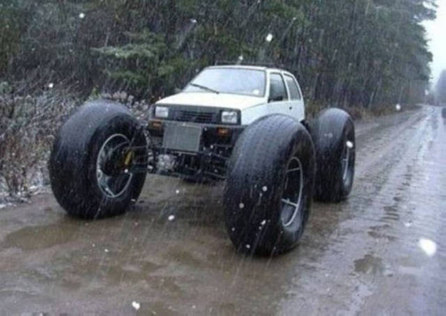 weirdly_customized_cars_640_09