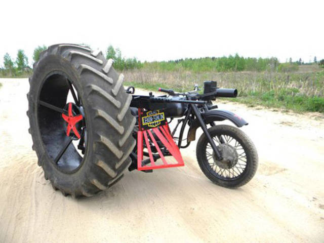 weirdly_customized_cars_640_37