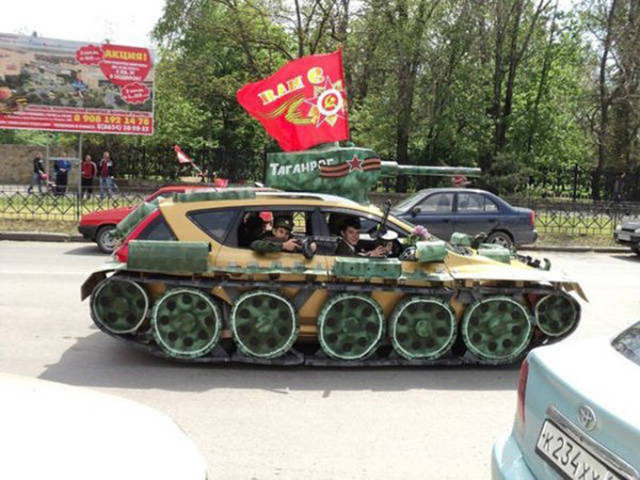 weirdly_customized_cars_640_39