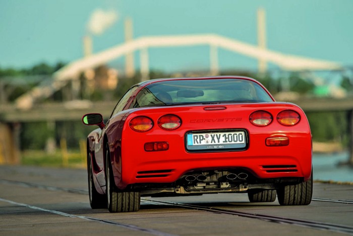 Porschét eszik reggelire 3 Tipikus Corvette-jegyek: magasan hordott fenék és négy elkülönült kerek lámpa