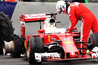 F1: Törmelék okozhatta Vettel defektjét
