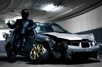 Napi életveszélyes őrület: 300 km/óra alagútban motoron