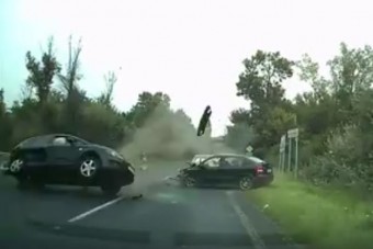Rémisztő videón a siófoki négyes karambol