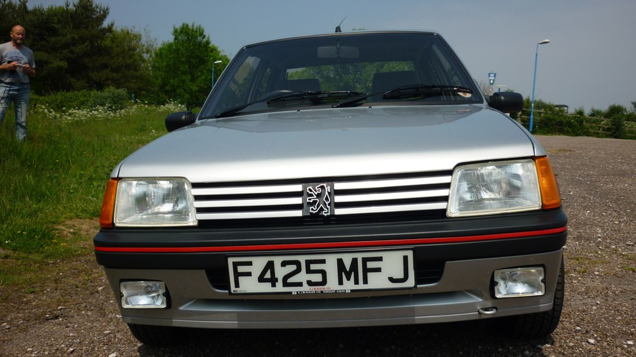 Szinte új Peugeot 205 GTI kelt el hihetetlen áron 6