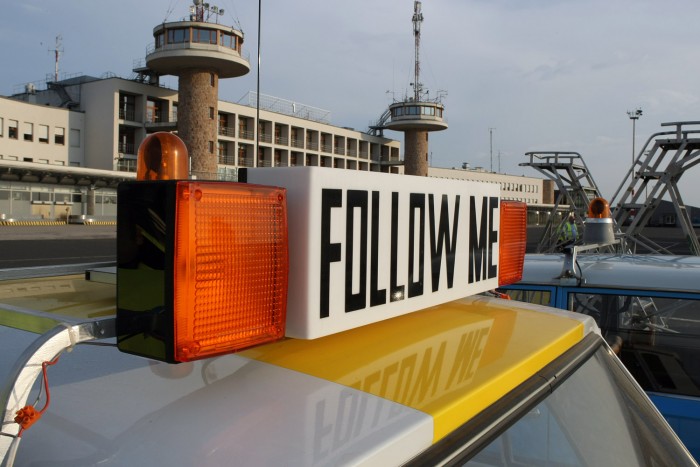 Kincsek a maléves időkből 10 Follow Me felirat, Ikarus indexburákkal