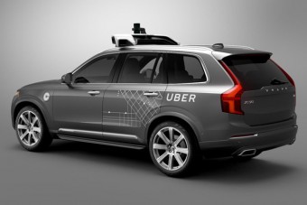 Indulnak az önvezető Uber-autók