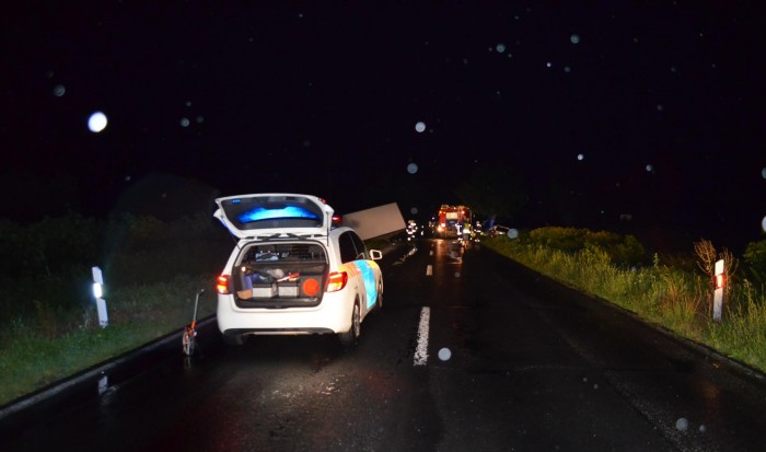 Semmi sem maradt a kamionnal ütköző Suzukiból 4 | Vezess Semmi sem maradt a kamionnal ütköző Suzukiból 4