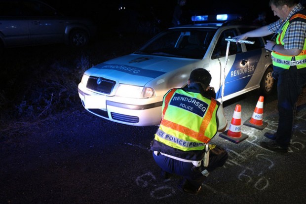 Rendőröket gázolt egy autós Vas megyében