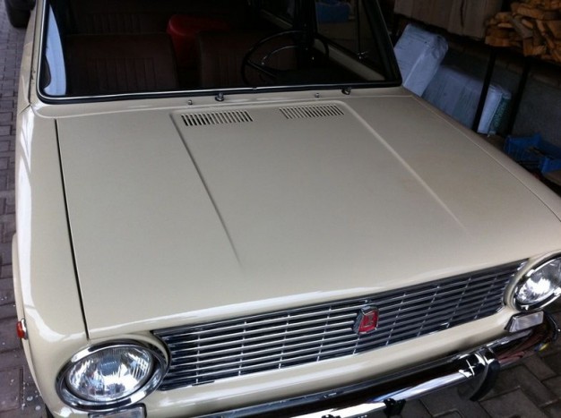 Igazi csodát találtak egy elhagyott garázsban 10