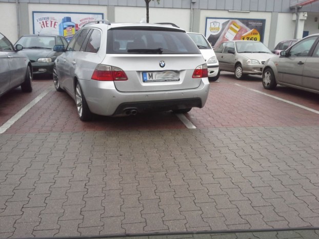 Ez a 13 magyar autós kiakasztotta a bunkóságmérőt 15