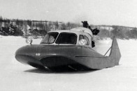 Különleges, menő jármű jelent meg a Balaton jegén 1