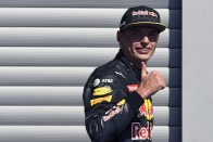 F1: Rosbergé a pole, Verstappen a nyakán 27