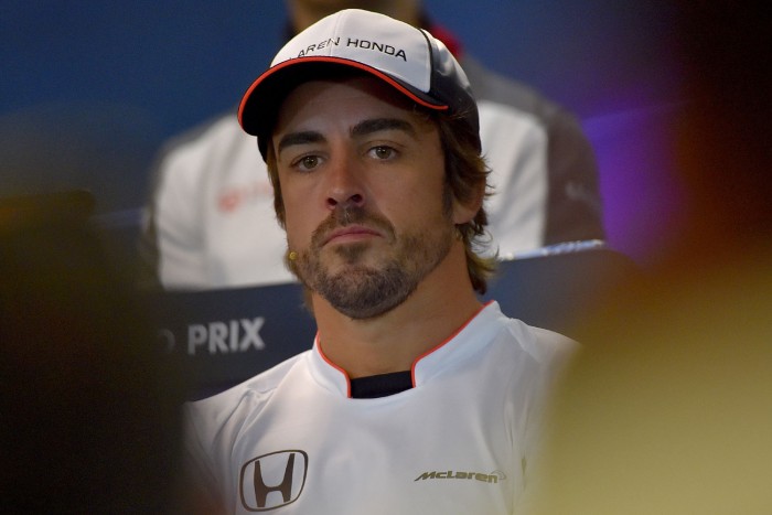 F1: Brutális büntetés Alonsónak